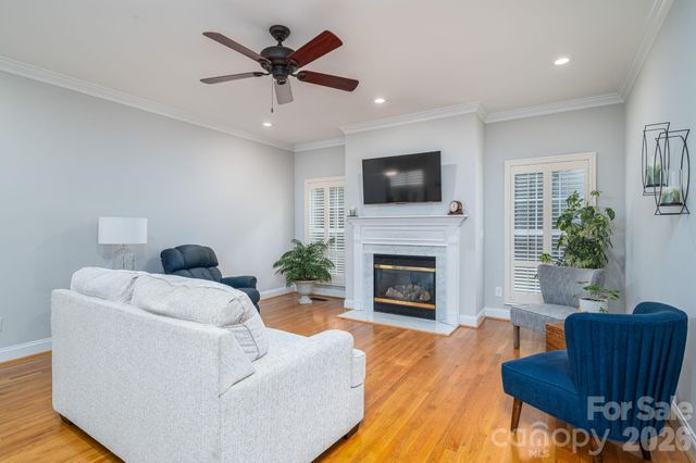 1060 Garibaldi Ridge Court, Belmont, NC 28012