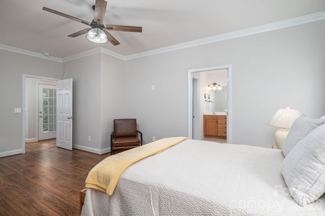 1060 Garibaldi Ridge Court, Belmont, NC 28012