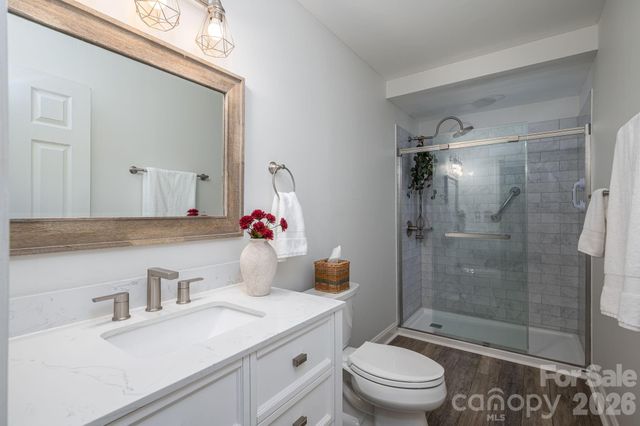 1060 Garibaldi Ridge Court, Belmont, NC 28012