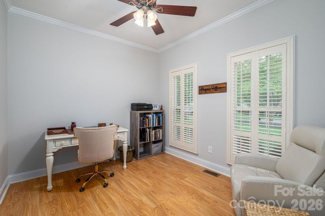 1060 Garibaldi Ridge Court, Belmont, NC 28012