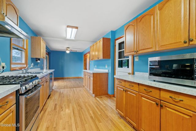 1 Snaffle Ring, Colonie, NY 12205