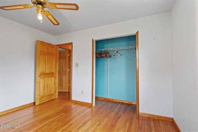 1 Snaffle Ring, Colonie, NY 12205