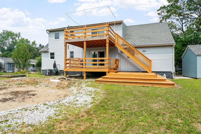 1 Snaffle Ring, Colonie, NY 12205