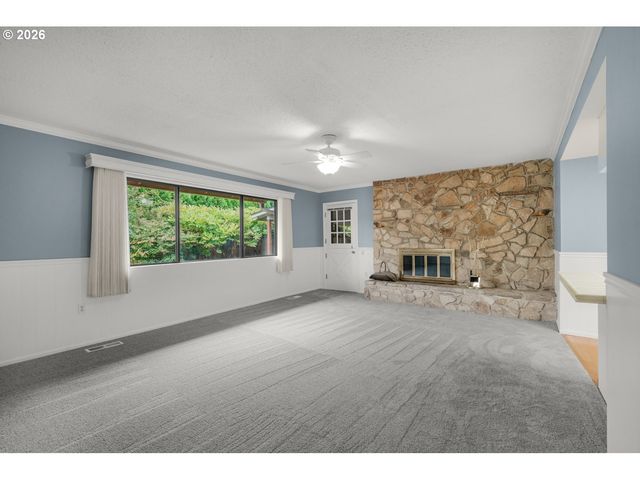 12325 Sw KING RICHARD Dr, Portland, OR 97224