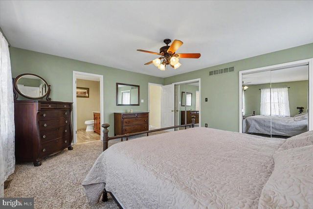 2245 DONNA LN, Pottstown, PA 19464
