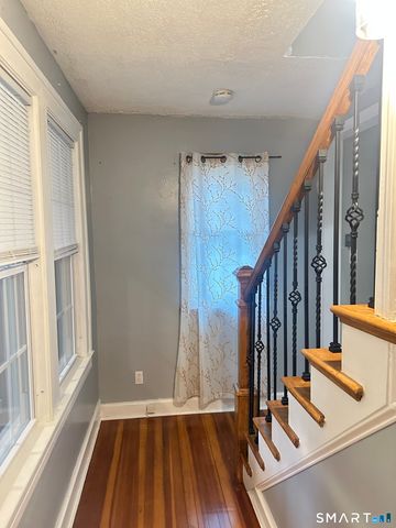 83 Faneuil Street, Windsor, CT 06095