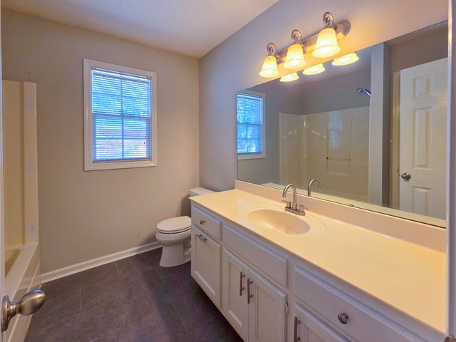 1175 Meadowcroft Drive, Sumter, SC 29154