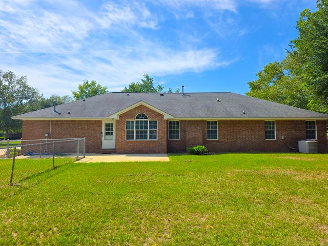 1175 Meadowcroft Drive, Sumter, SC 29154