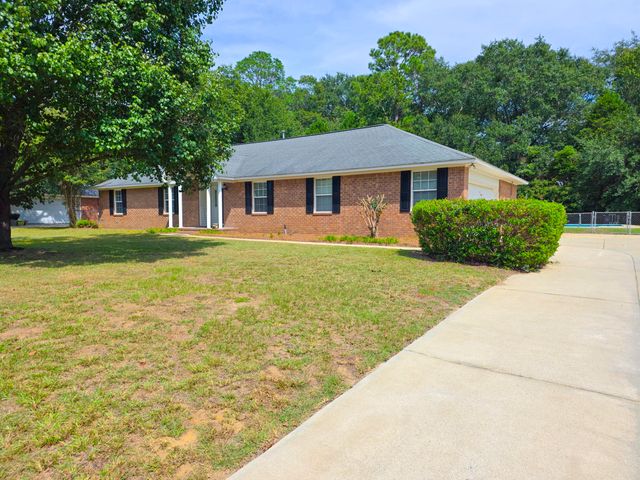 1175 Meadowcroft Drive, Sumter, SC 29154