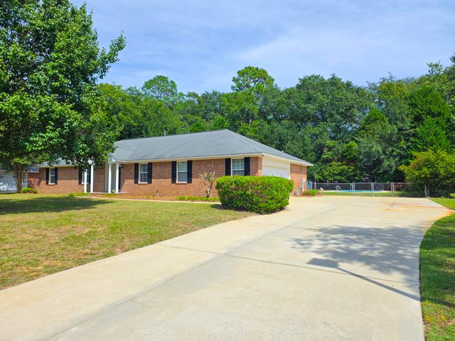 1175 Meadowcroft Drive, Sumter, SC 29154