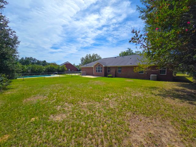 1175 Meadowcroft Drive, Sumter, SC 29154