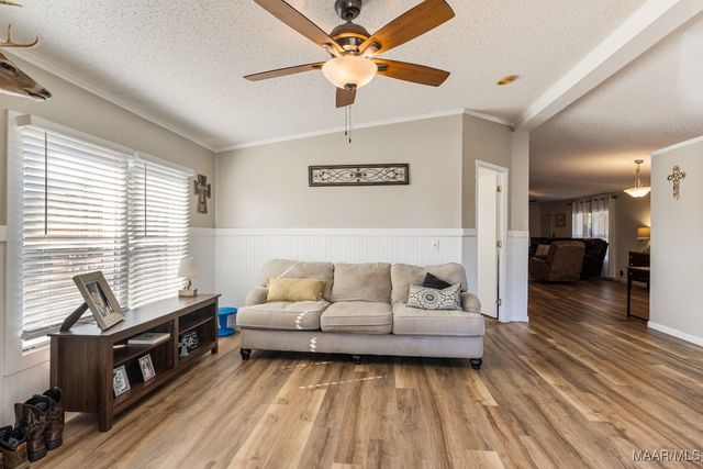 805 County Road 49 ., Marbury, AL 36051