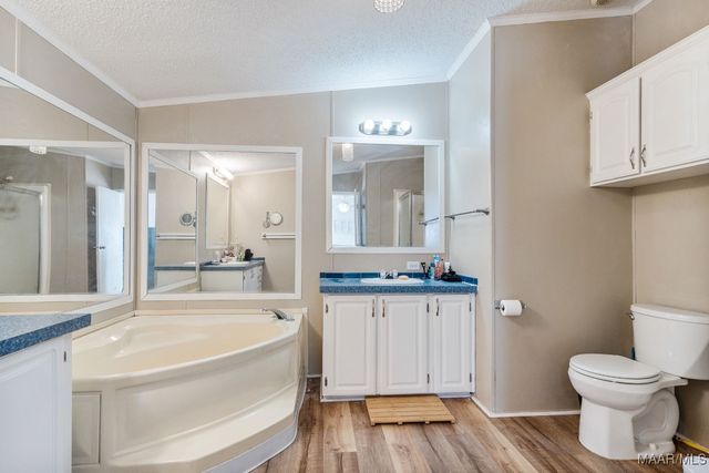 805 County Road 49 ., Marbury, AL 36051