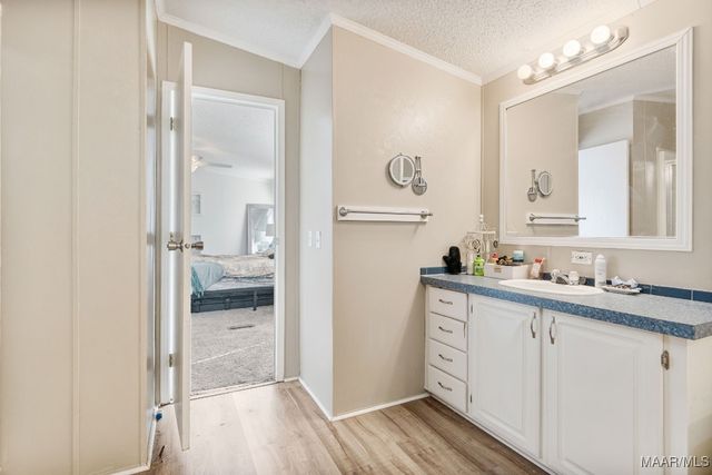 805 County Road 49 ., Marbury, AL 36051