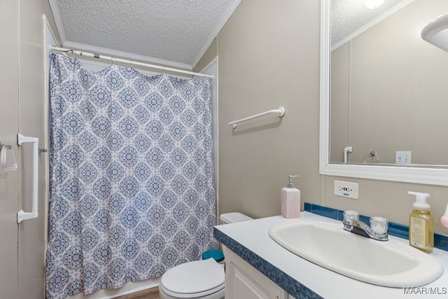 805 County Road 49 ., Marbury, AL 36051