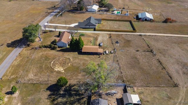 805 County Road 49 ., Marbury, AL 36051