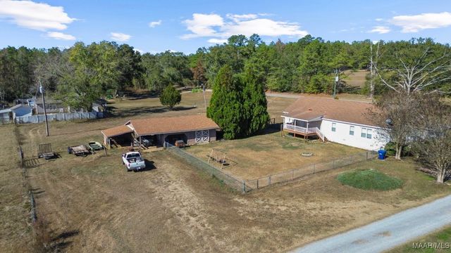805 County Road 49 ., Marbury, AL 36051