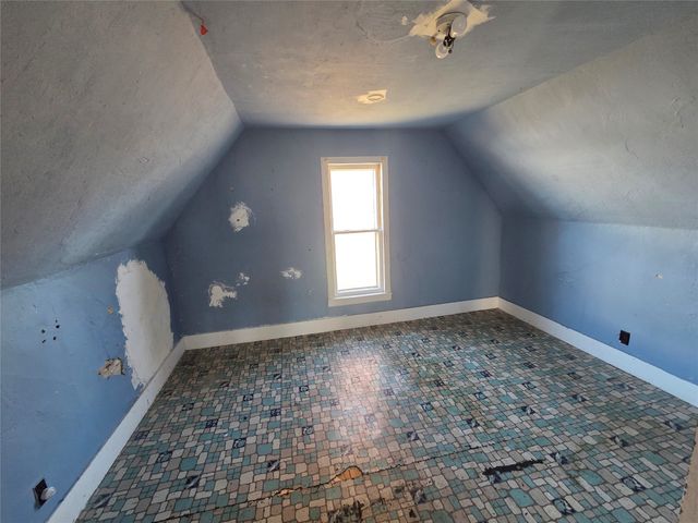 605 Stuart Street, Adair, IA 50002