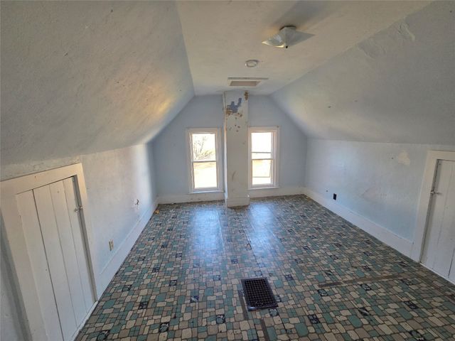 605 Stuart Street, Adair, IA 50002