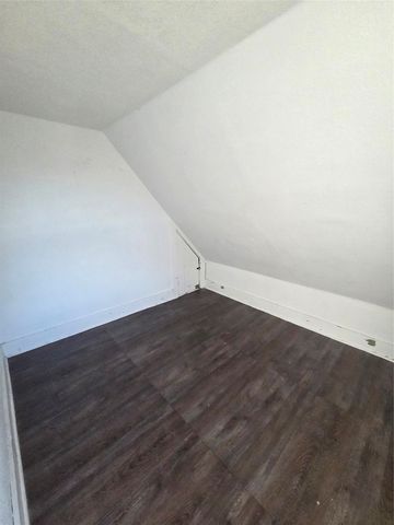 605 Stuart Street, Adair, IA 50002