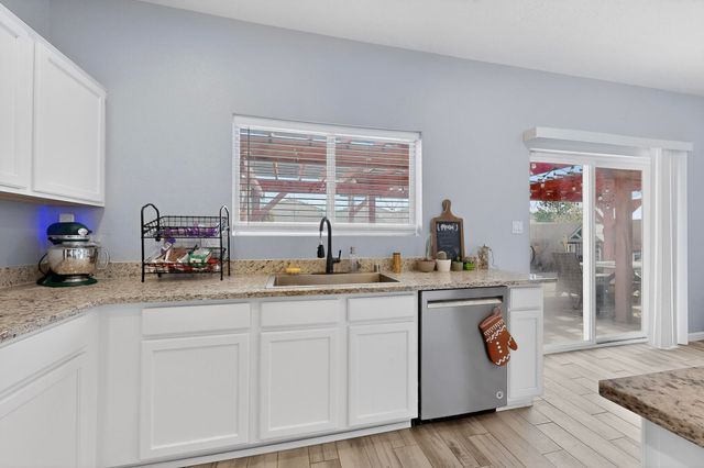 8924 Oso Corridor Place NW, Albuquerque, NM 87114