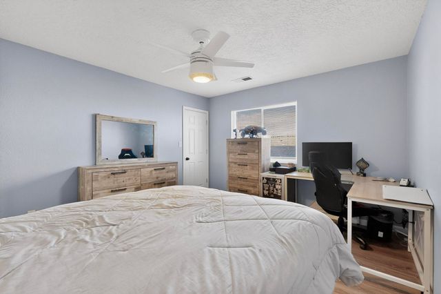 8924 Oso Corridor Place NW, Albuquerque, NM 87114