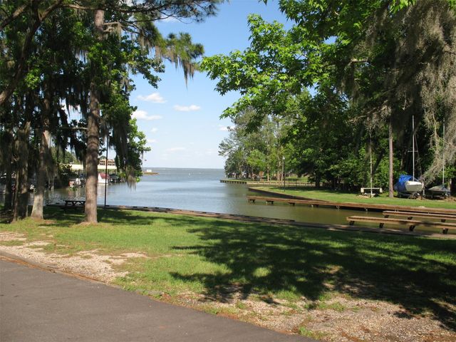 178 & 182 Twinstone Circle, Coldspring, TX 77331