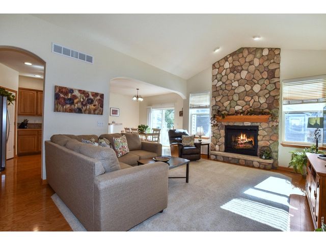 1047 Canal Dr, Windsor, CO 80550