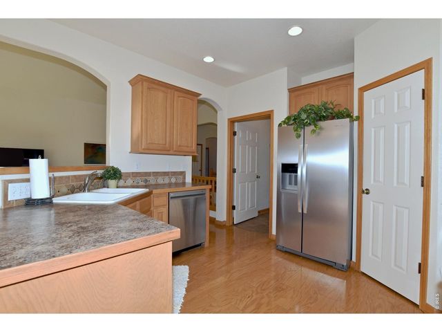 1047 Canal Dr, Windsor, CO 80550