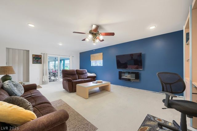 8054 Rodeo Drive, Las Vegas, NV 89123
