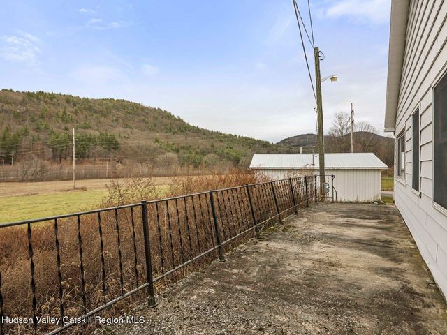 169 Mattice Road, Prattsville, NY 12468