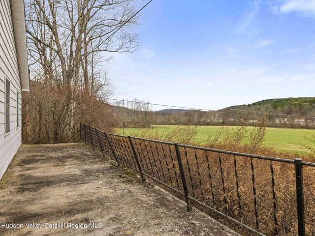 169 Mattice Road, Prattsville, NY 12468