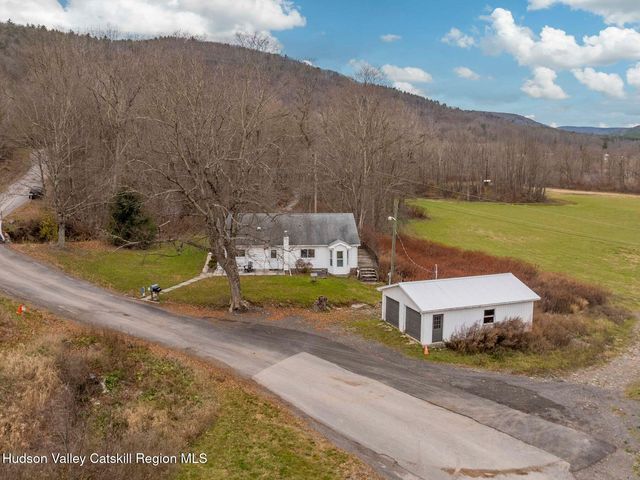 169 Mattice Road, Prattsville, NY 12468