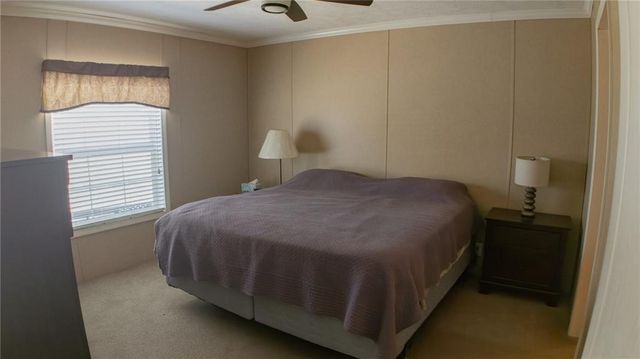 28810 Paradise Drive, Warsaw, MO 65355