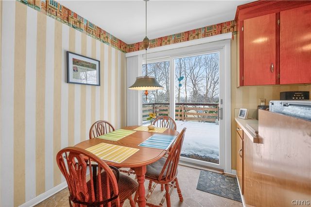 9 Overbrook Crescent, New Hartford, NY 13413