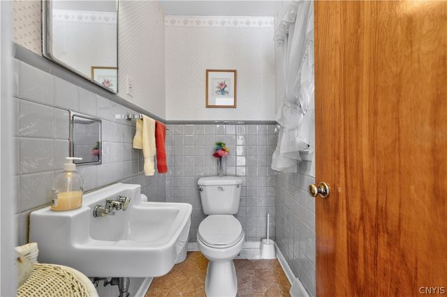 9 Overbrook Crescent, New Hartford, NY 13413