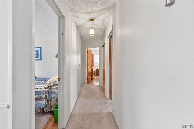 9 Overbrook Crescent, New Hartford, NY 13413