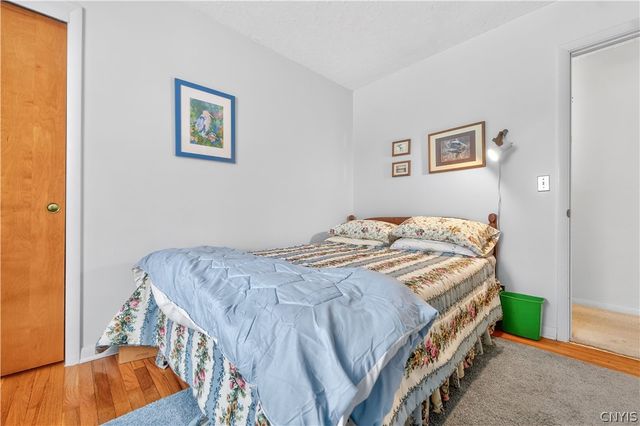 9 Overbrook Crescent, New Hartford, NY 13413