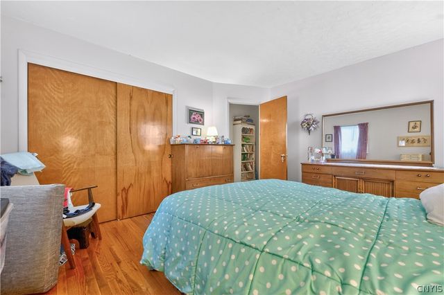 9 Overbrook Crescent, New Hartford, NY 13413