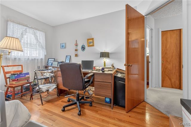 9 Overbrook Crescent, New Hartford, NY 13413