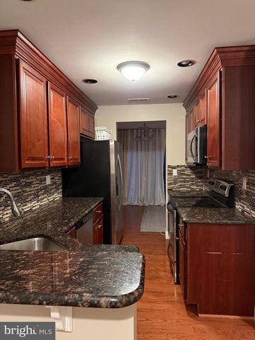 293 STANTON CT, Glen Mills, PA 19342