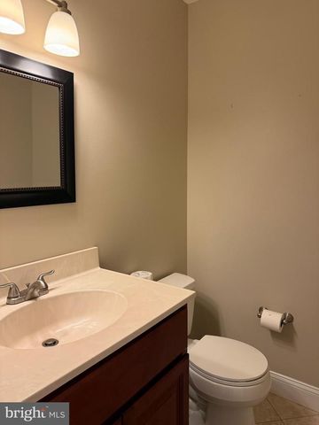 293 STANTON CT, Glen Mills, PA 19342