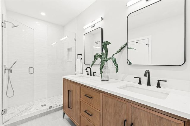 6 Intervale Rd, Wellesley, MA 02481