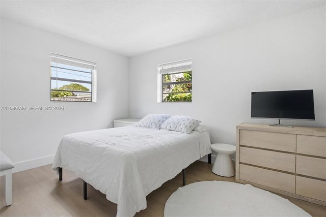 6213 NW 9th St, Margate, FL 33063