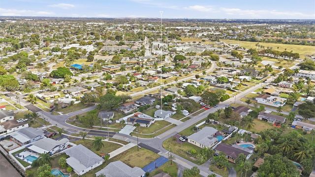 6213 NW 9th St, Margate, FL 33063