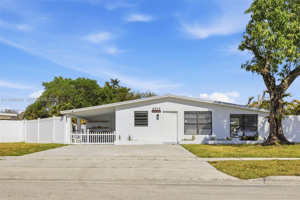 6213 NW 9th St, Margate, FL 33063