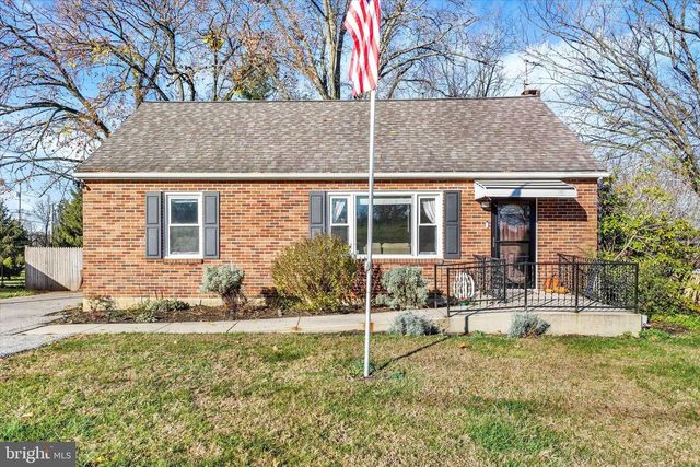 1095 CHURCH RD, York, PA 17404