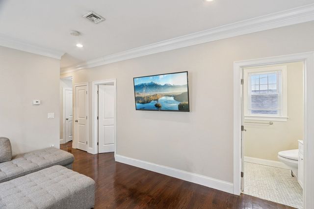 1048 Saratoga Street 3, Boston, MA 02128