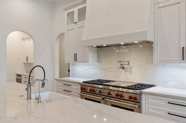 18206 W SAN MIGUEL Court, Litchfield Park, AZ 85340