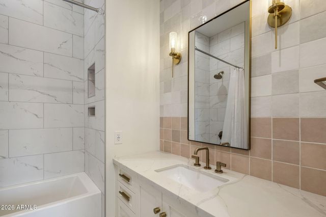 18206 W SAN MIGUEL Court, Litchfield Park, AZ 85340